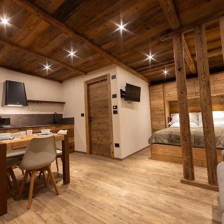 Les Reves Des Montagnards, Appartements De Charme Torgnon Exterior foto