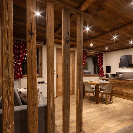 Les Reves Des Montagnards, Appartements De Charme Torgnon Exterior foto