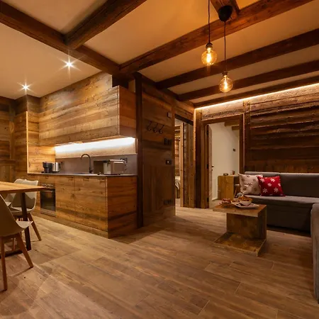 Les Reves Des Montagnards, Appartements De Charme Torgnon Exterior foto